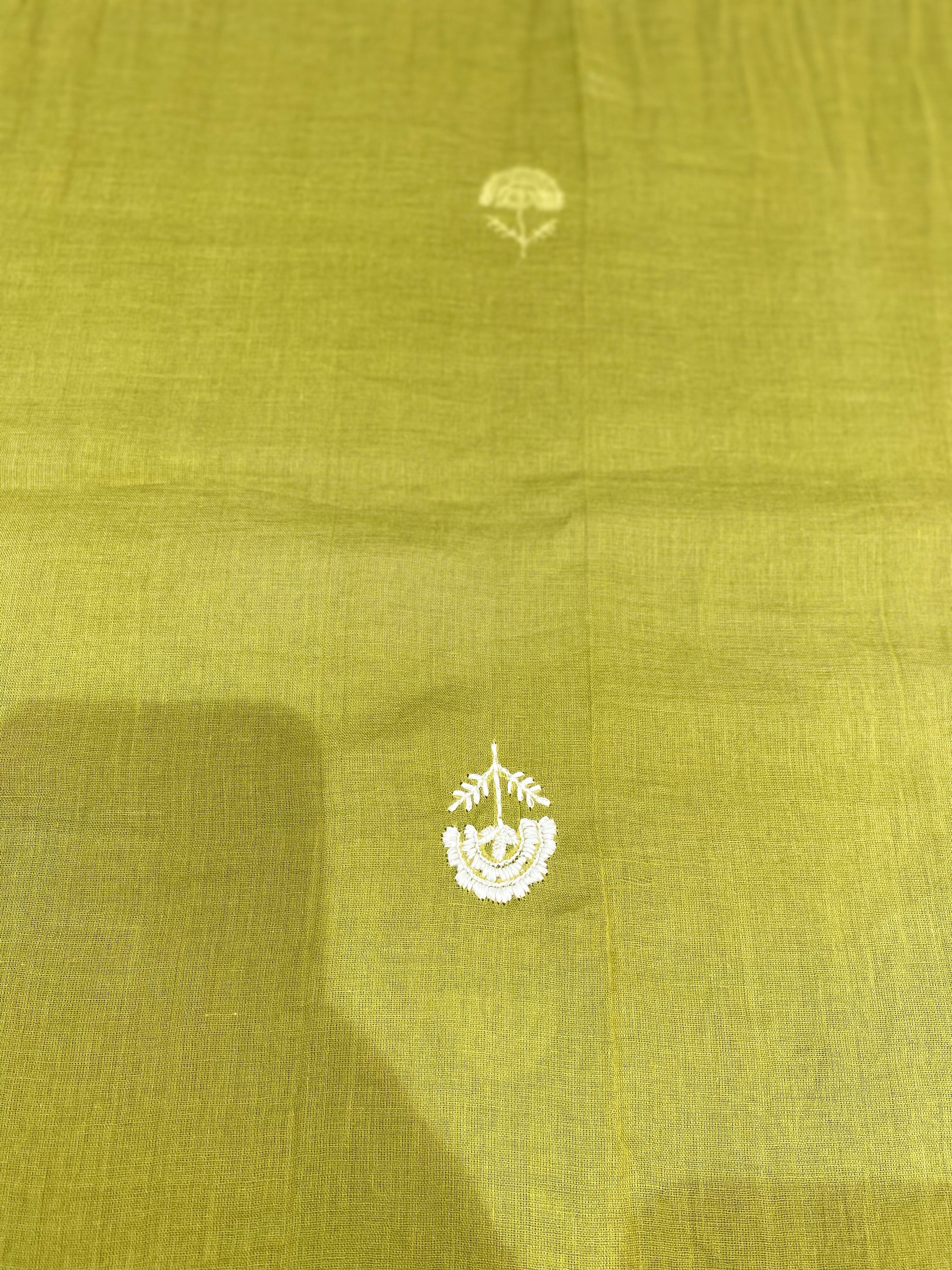 Olivea Embroidered Cotton Slub Set