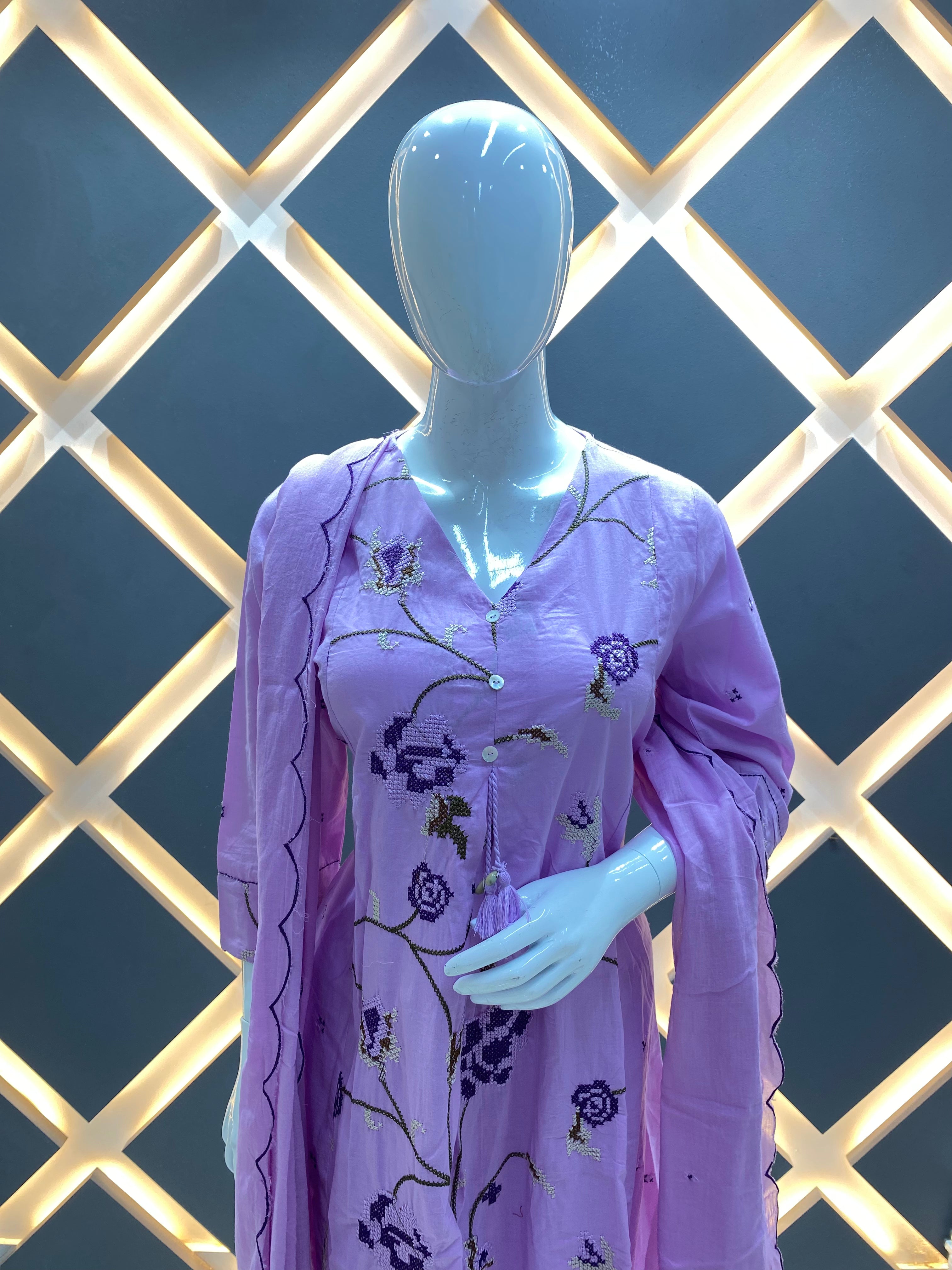 The Scalloped Lavender Set